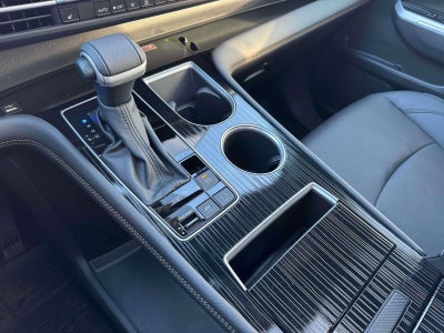 2025 Toyota Sienna Woodland Edition