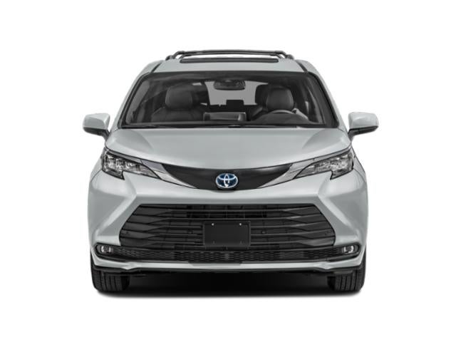 2025 Toyota Sienna Woodland Edition
