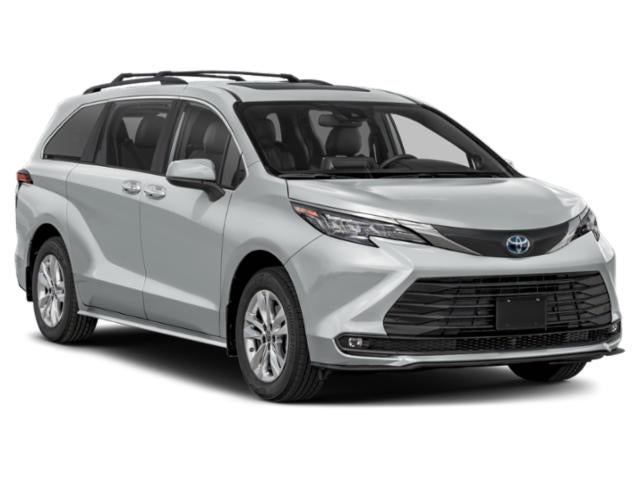 2025 Toyota Sienna Woodland Edition