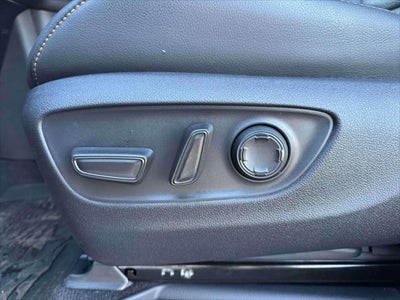 2025 Toyota Sienna Woodland Edition