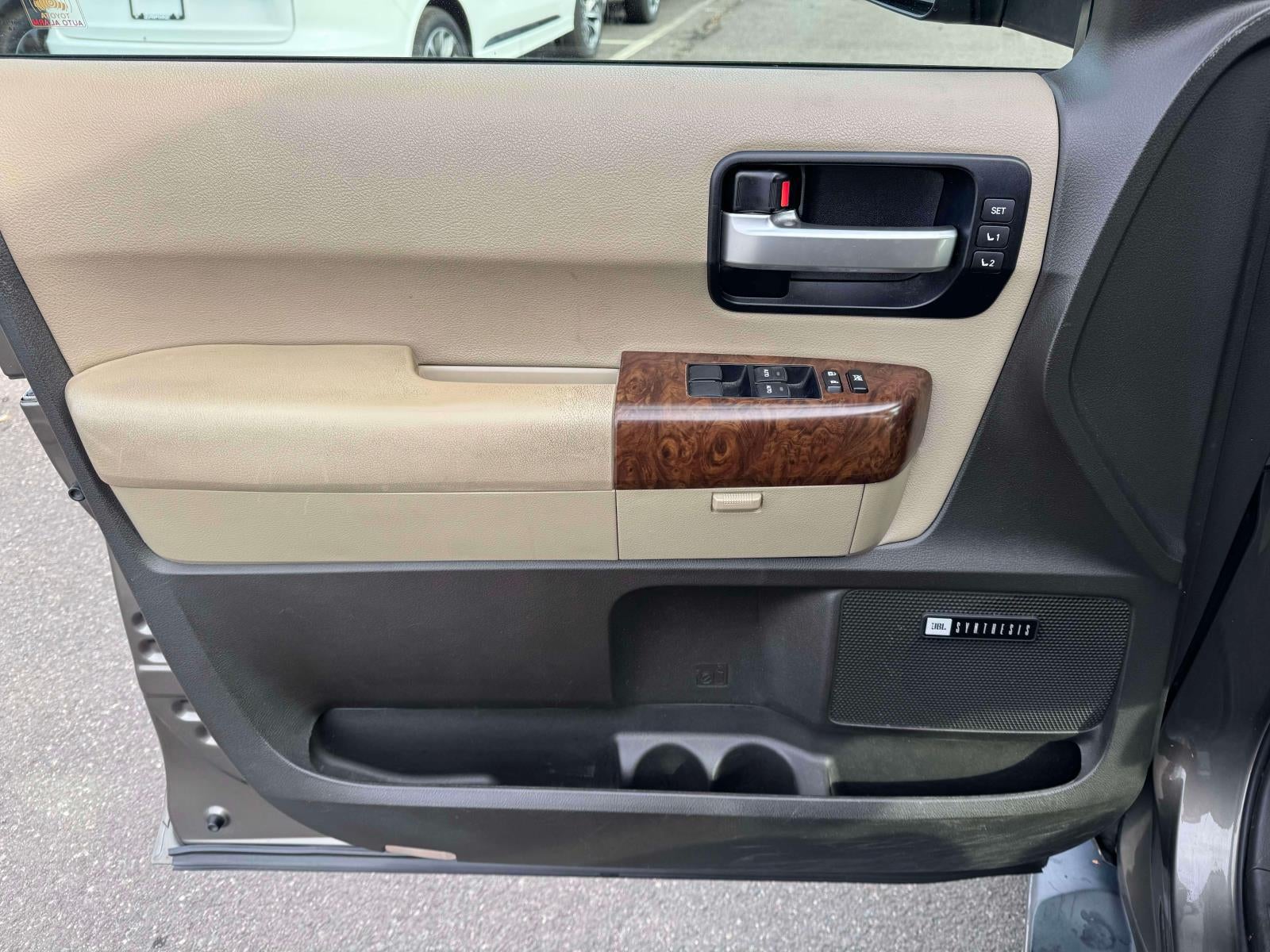 2010 Toyota Sequoia Platinum 5.7L V8