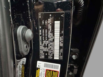 2025 Toyota Highlander Hybrid Platinum