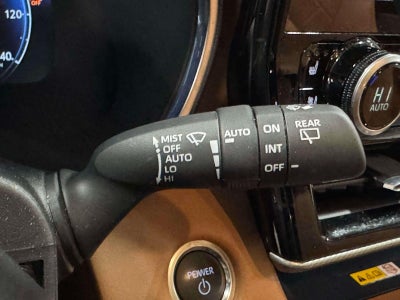 2025 Toyota Highlander Hybrid Platinum