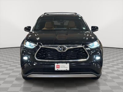 2025 Toyota Highlander Hybrid Platinum