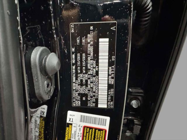 2025 Toyota Highlander Hybrid Platinum