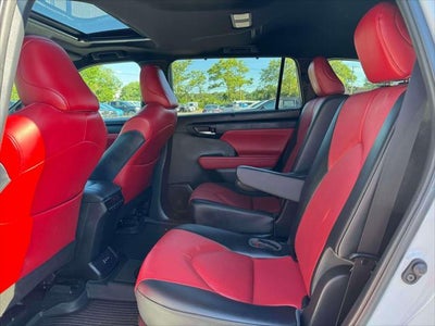 2022 Toyota Highlander XSE