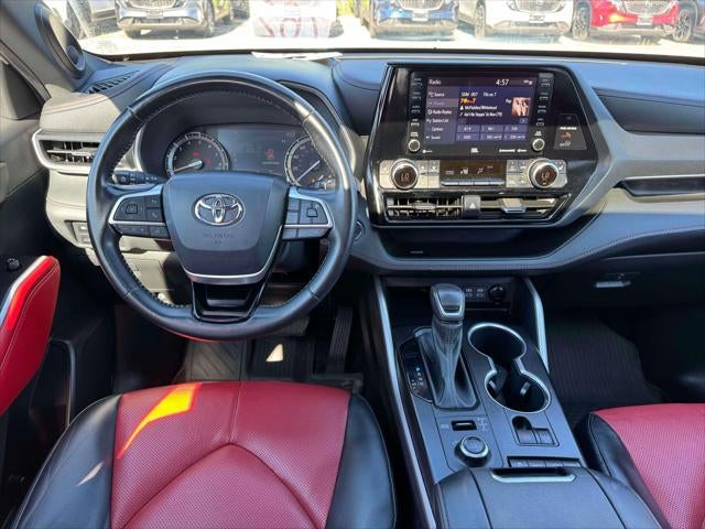 2022 Toyota Highlander XSE