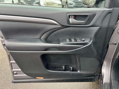 2019 Toyota Highlander SE