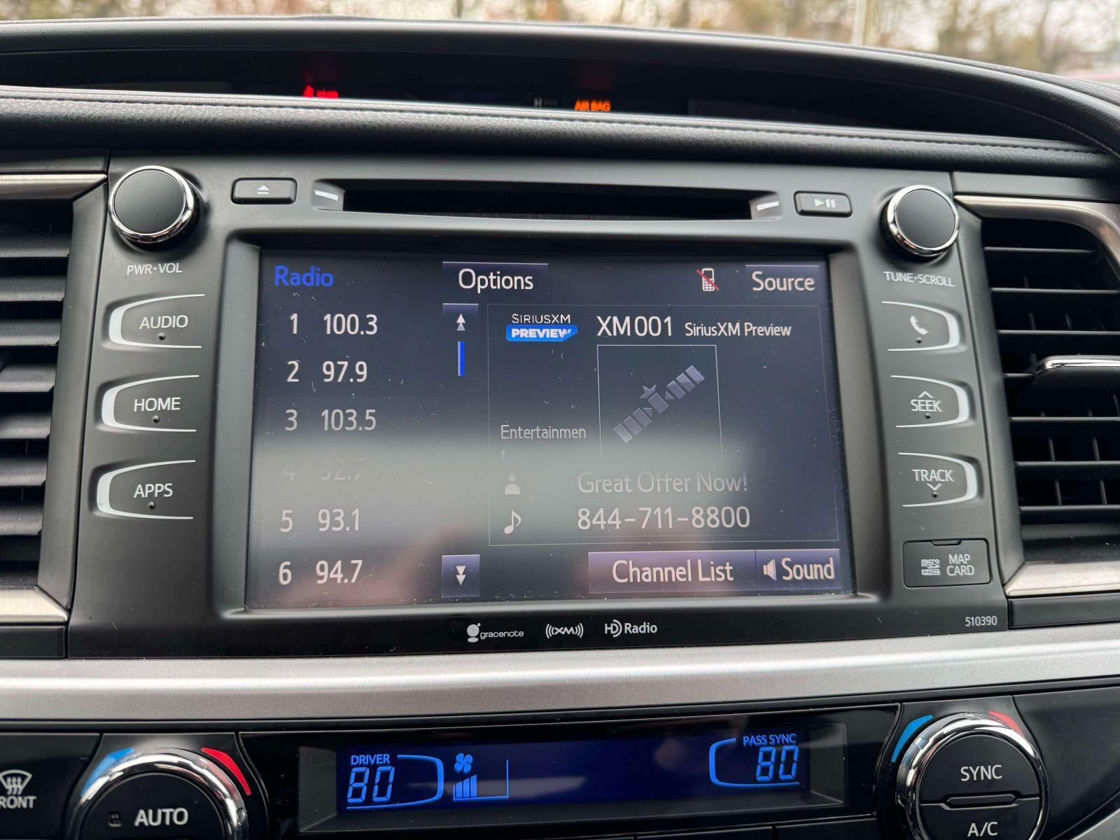 2019 Toyota Highlander SE