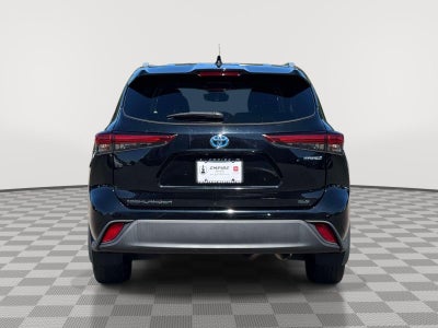 2023 Toyota Highlander Hybrid XLE