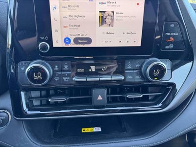 2023 Toyota Highlander Hybrid XLE