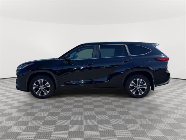 2023 Toyota Highlander Hybrid XLE