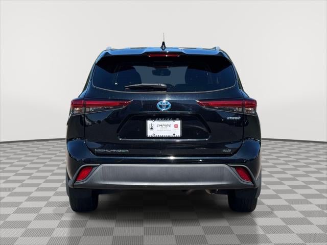 2023 Toyota Highlander Hybrid XLE