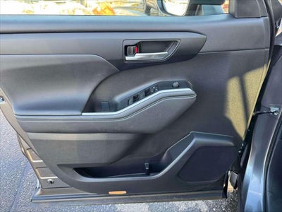 2024 Toyota Highlander Hybrid XLE