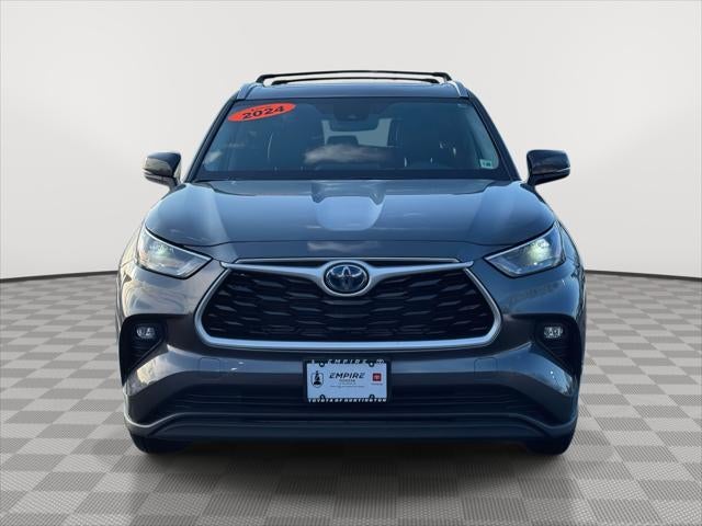 2024 Toyota Highlander Hybrid XLE