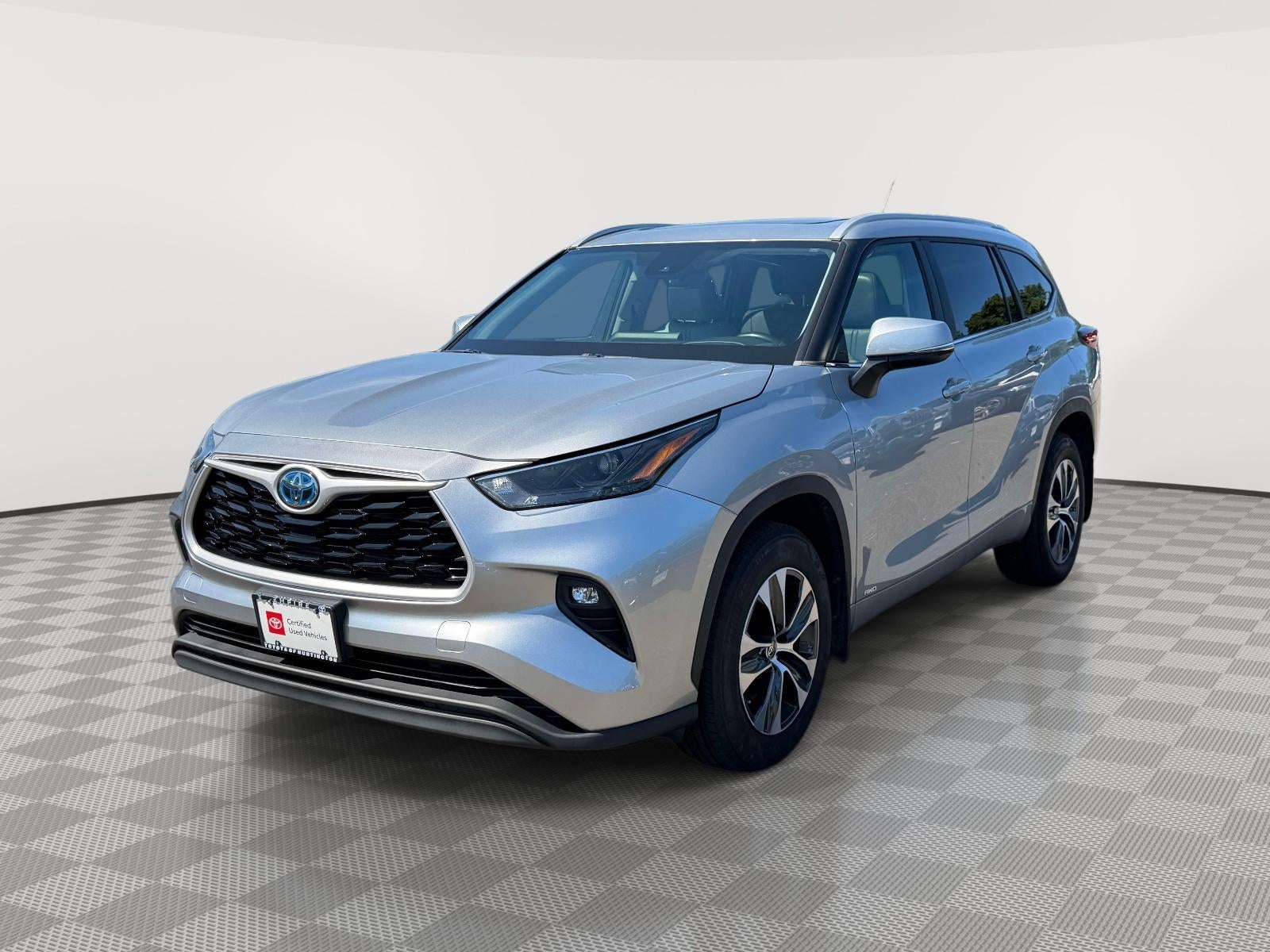 2023 Toyota Highlander Hybrid XLE