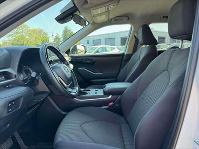 2023 Toyota Highlander LE