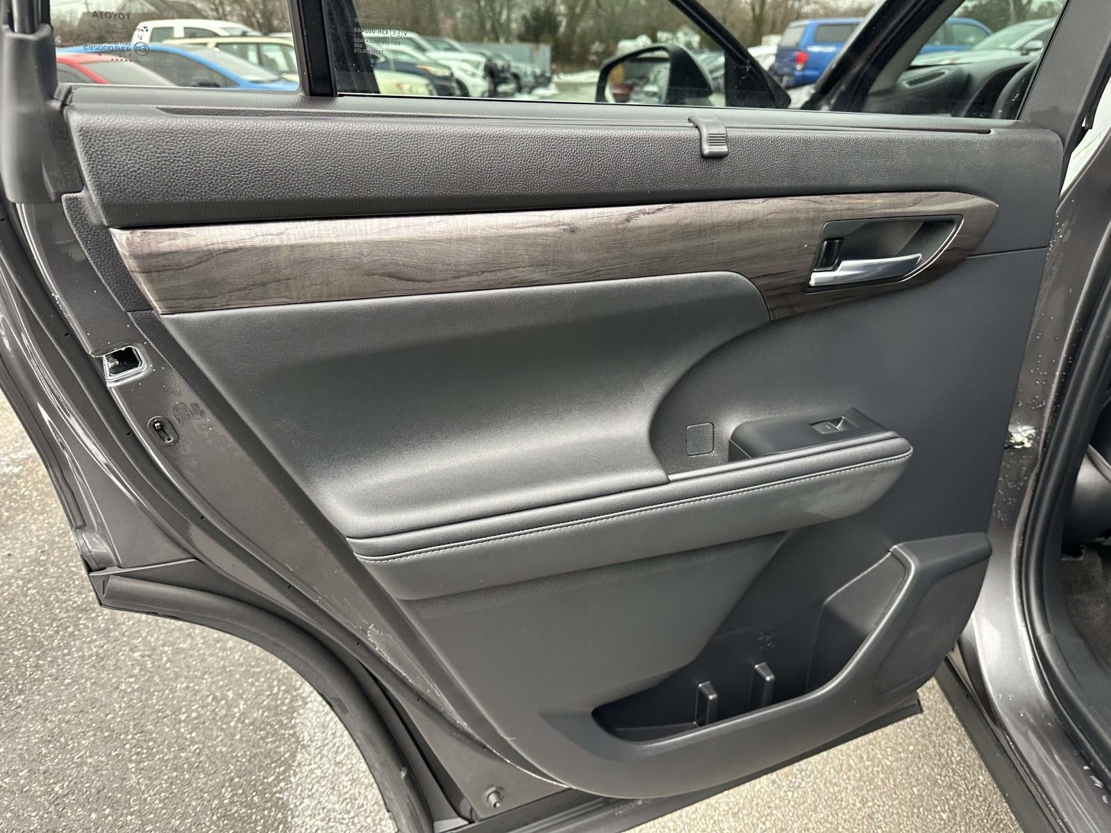 2023 Toyota Highlander Limited