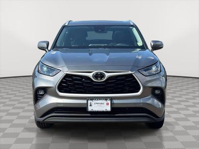 2025 Toyota Highlander XLE