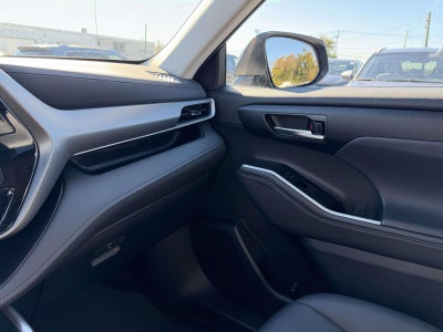 2026 Toyota Highlander XLE
