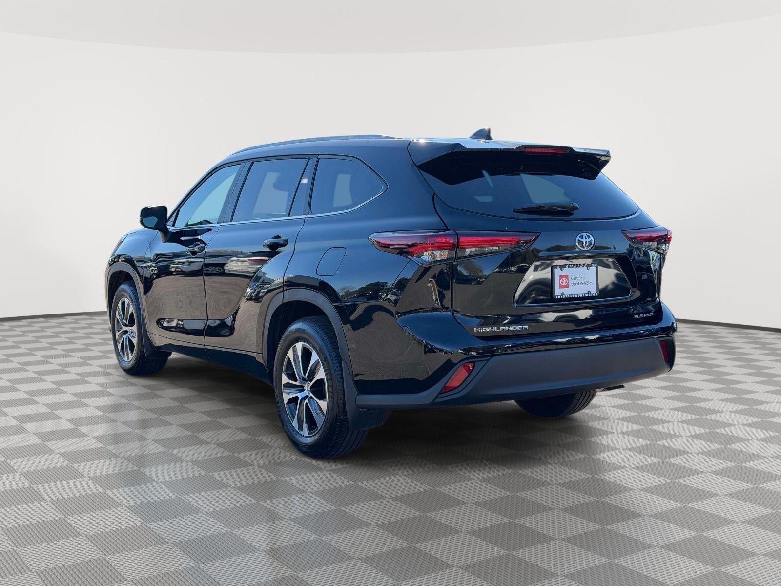 2026 Toyota Highlander XLE