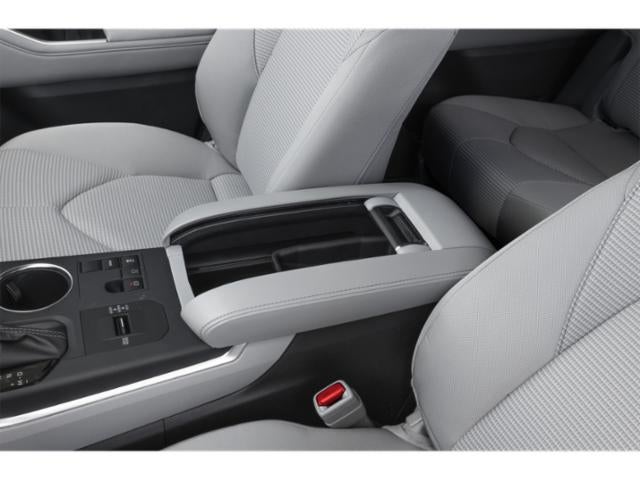 2025 Toyota Highlander LE