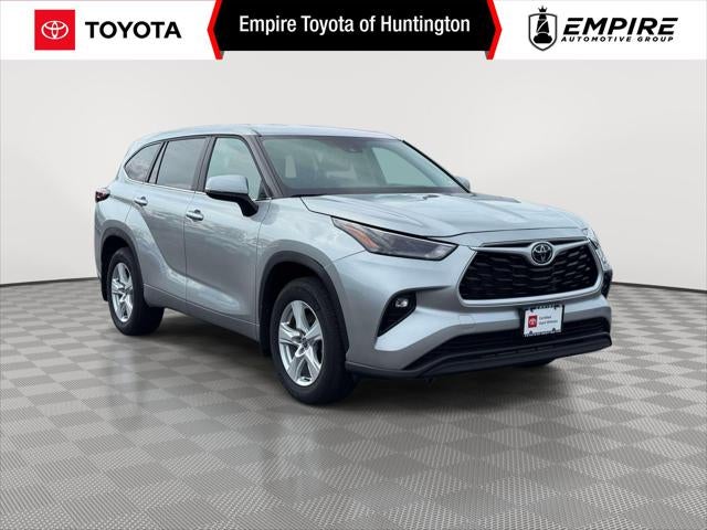2025 Toyota Highlander LE