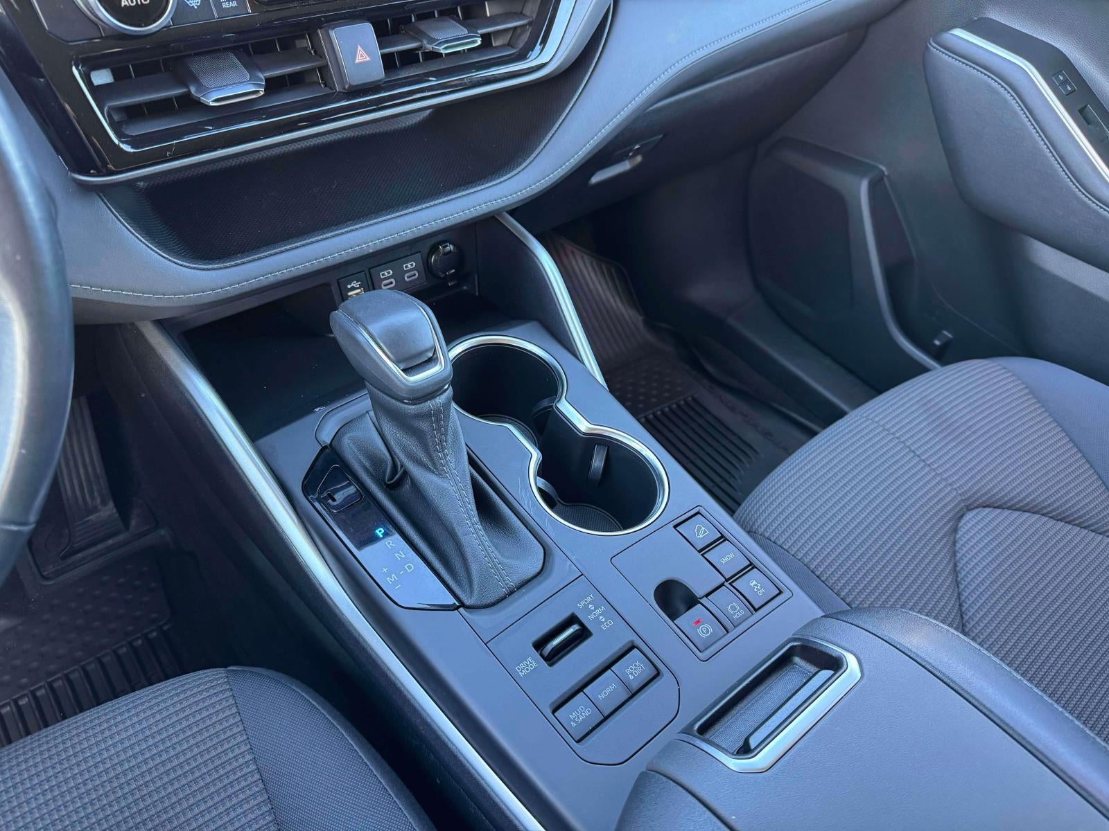 2023 Toyota Highlander LE