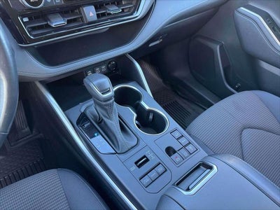 2023 Toyota Highlander LE