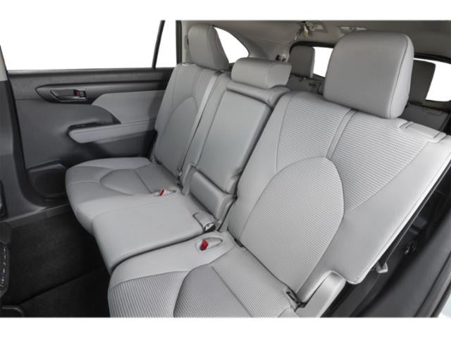 2025 Toyota Highlander LE