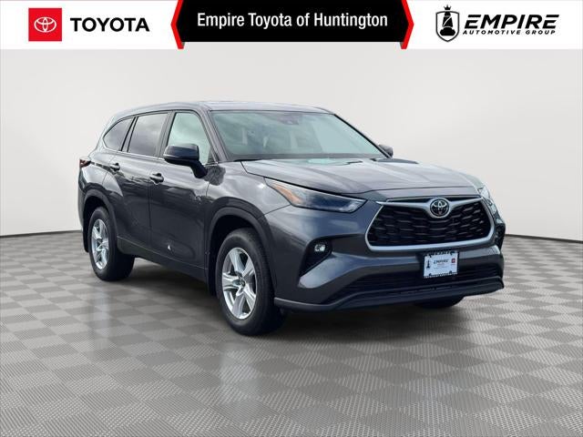 2025 Toyota Highlander LE