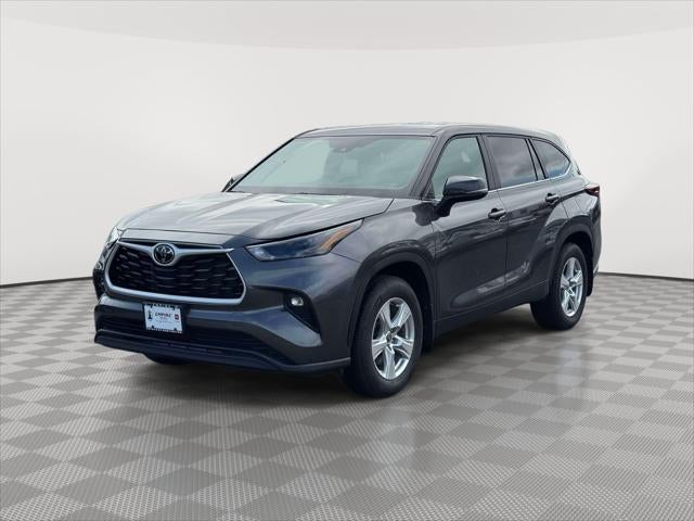 2025 Toyota Highlander LE
