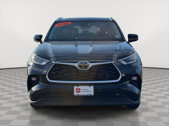 2025 Toyota Highlander XLE