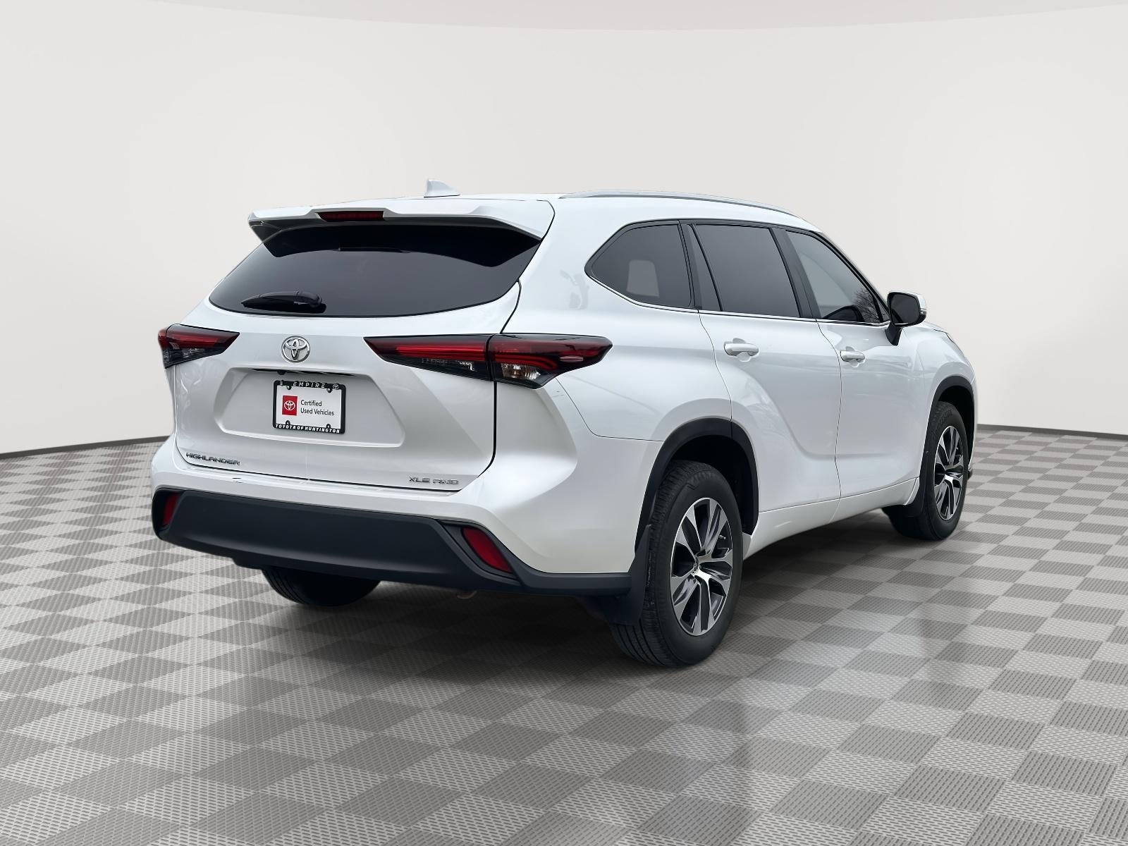 2024 Toyota Highlander XLE