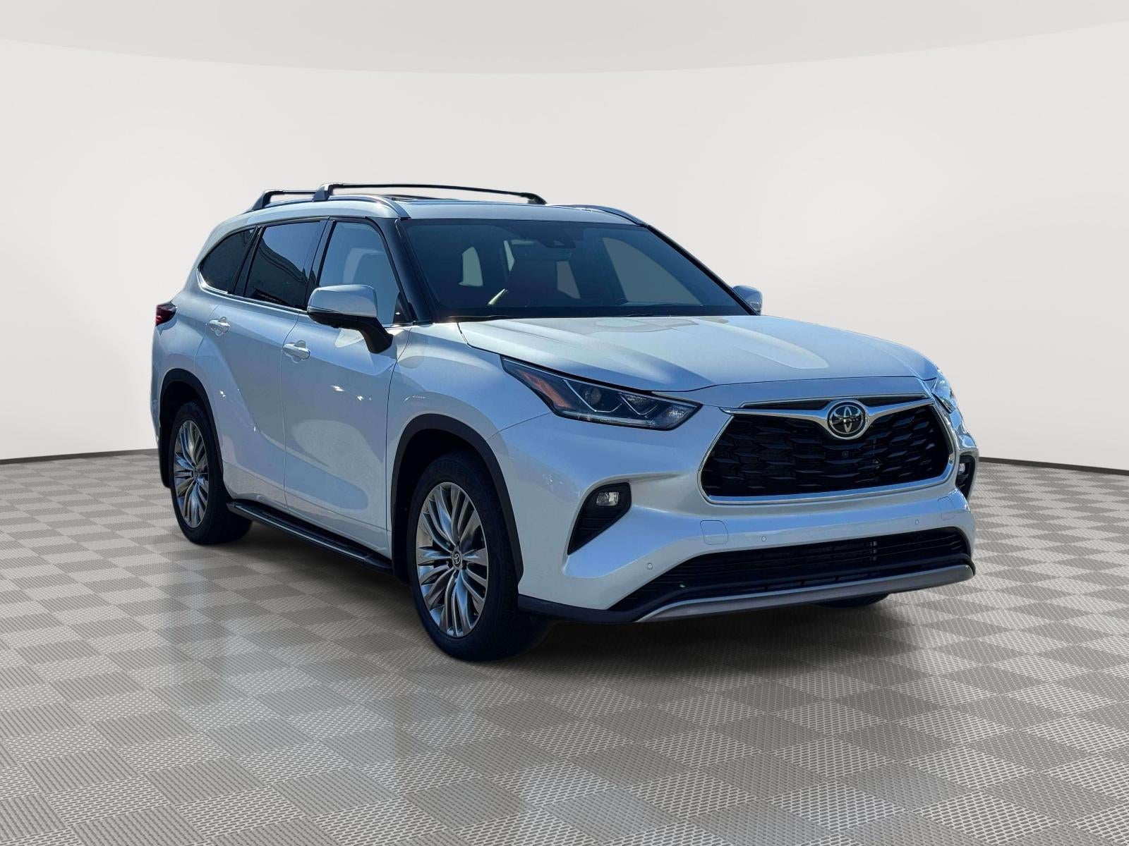 2023 Toyota Highlander Platinum