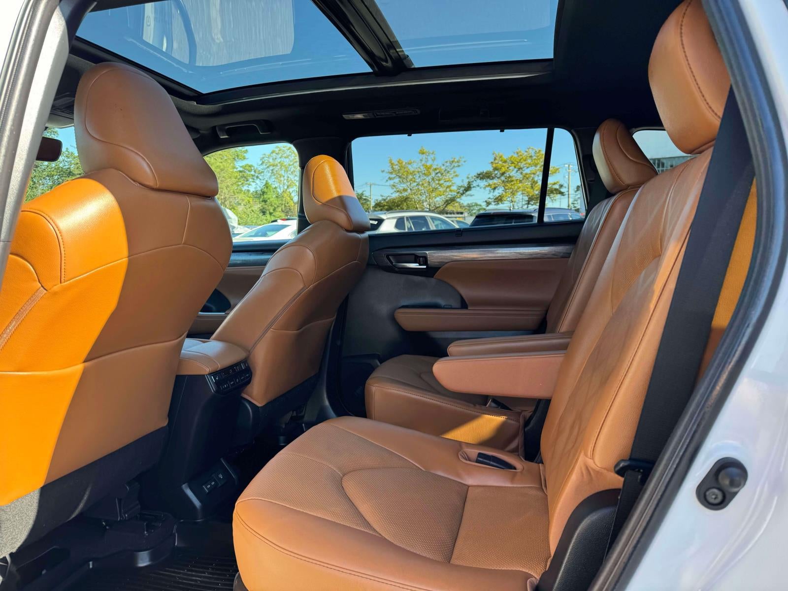 2023 Toyota Highlander Platinum