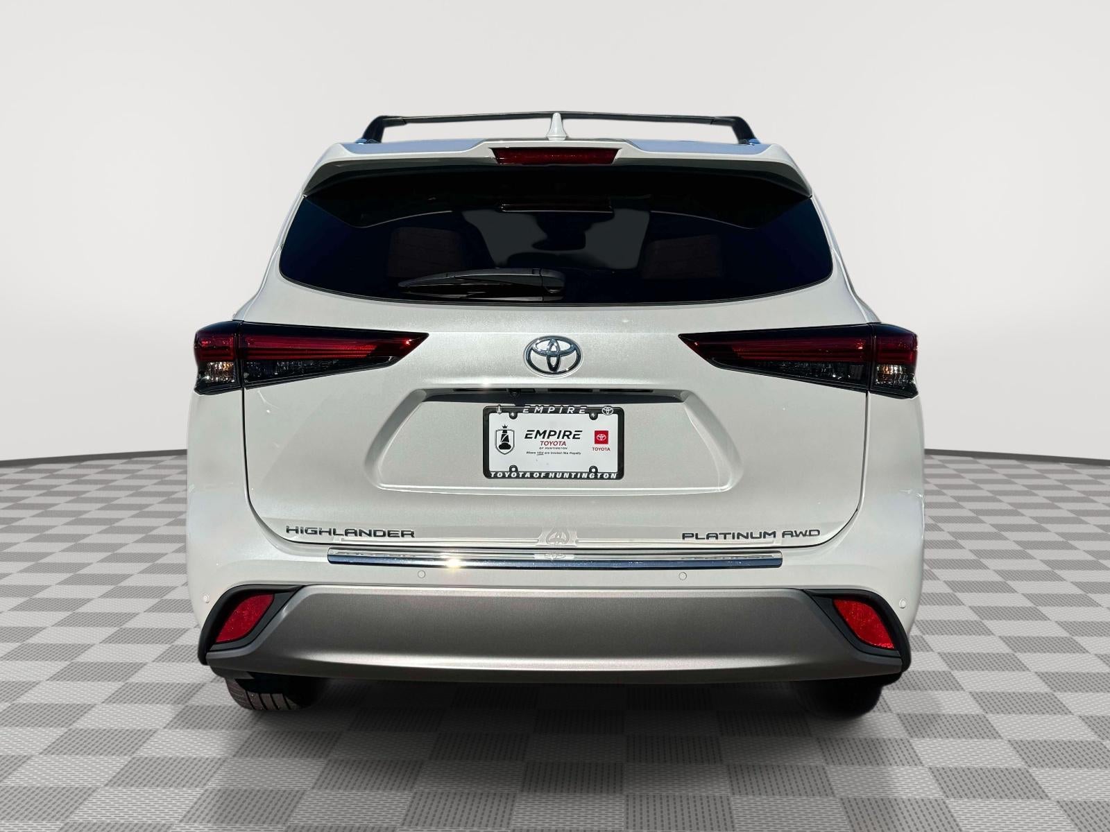 2023 Toyota Highlander Platinum