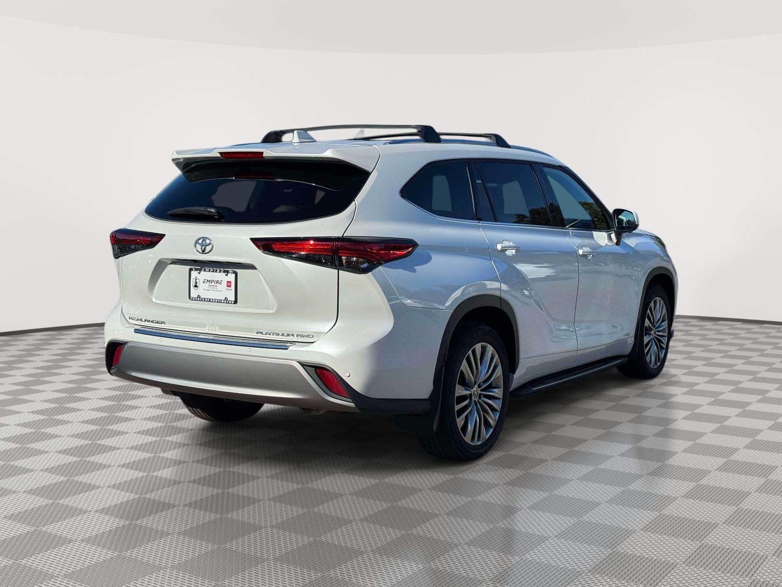 2023 Toyota Highlander Platinum