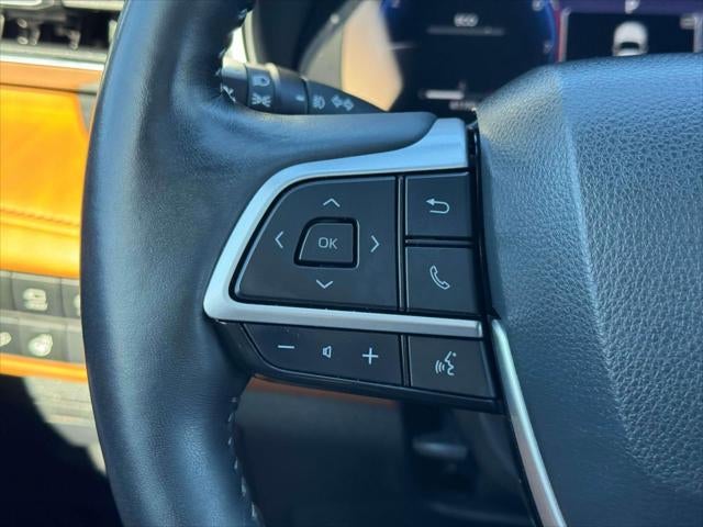 2023 Toyota Highlander Platinum