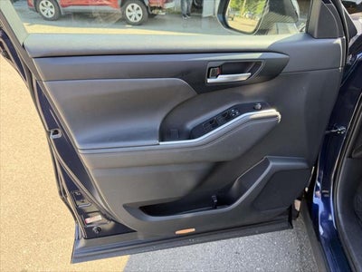 2023 Toyota Highlander XSE
