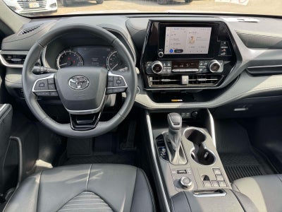 2024 Toyota Highlander XSE