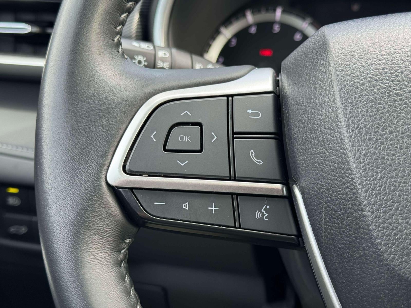 2024 Toyota Highlander XSE