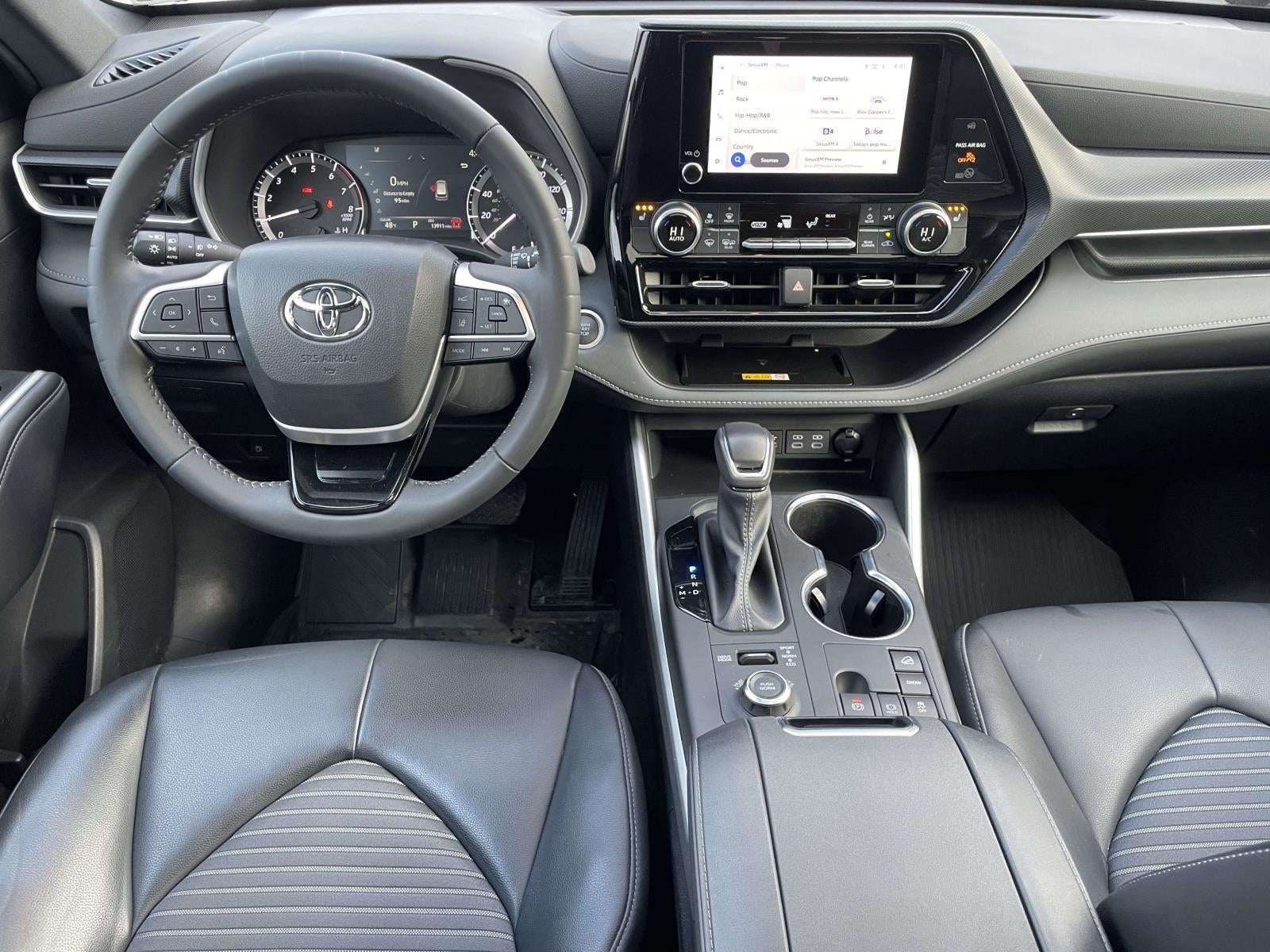 2024 Toyota Highlander XSE