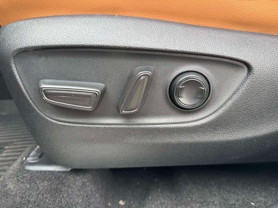 2025 Toyota Highlander Platinum