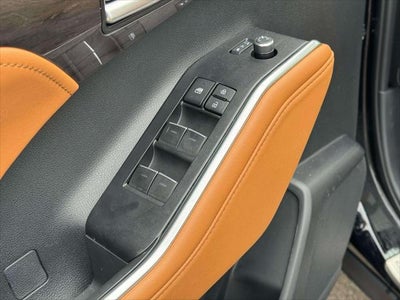 2025 Toyota Highlander Platinum