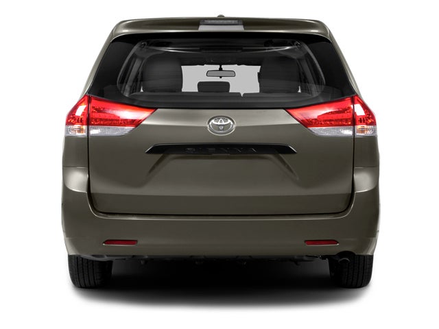 2014 Toyota Sienna LE V6 8 Passenger