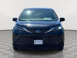 2025 Toyota Sienna LE