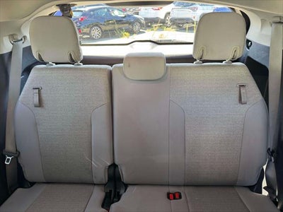 2025 Toyota Sienna LE