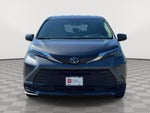 2025 Toyota Sienna LE