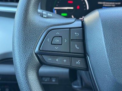 2025 Toyota Sienna LE